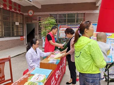武寧縣深入開展第33個世界無煙日宣傳教育與社會經濟咨詢服務活動